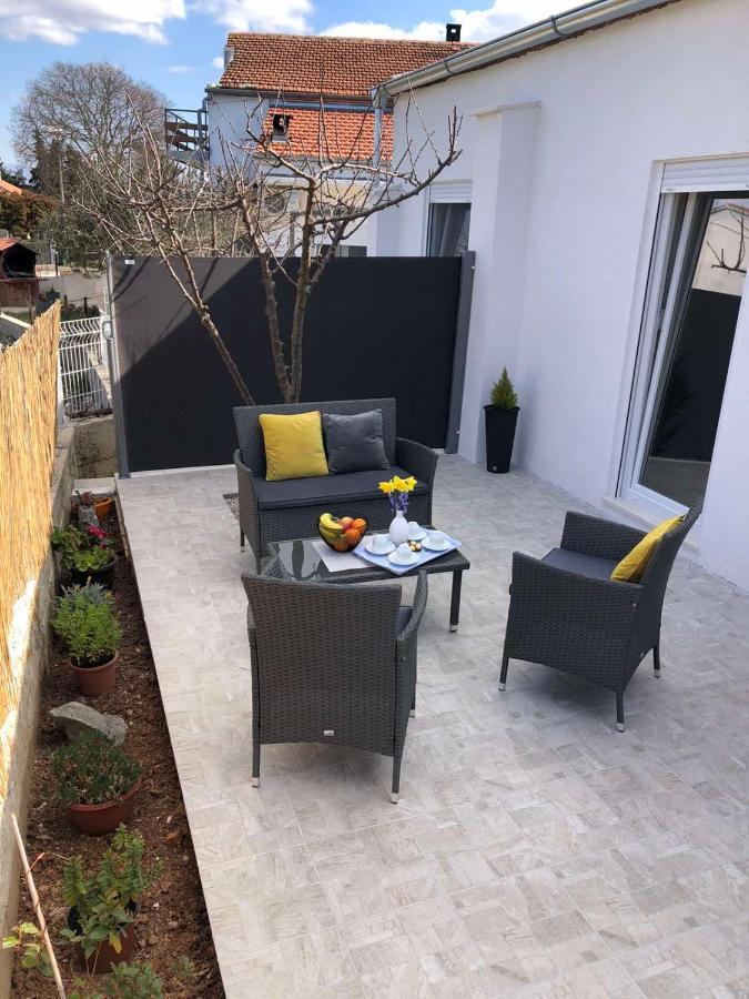 Apartman Ana Apartment Crno ภายนอก รูปภาพ